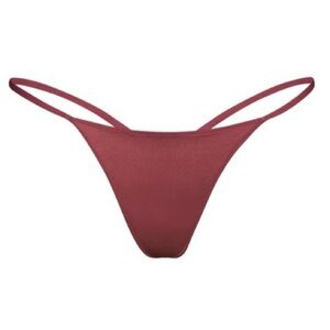 SKIMS | NWT T-STRING BERRY THONG